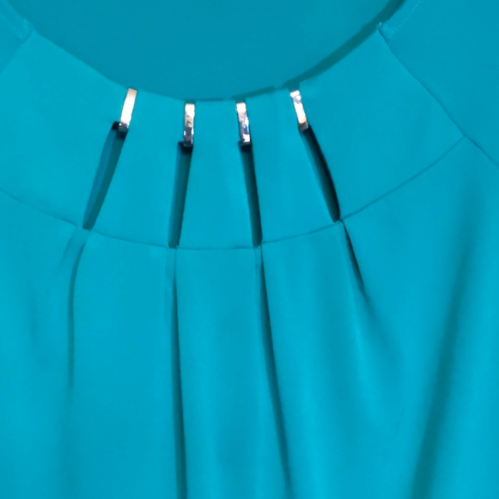 7th Avenue Design studio green top XL - Picture 2 of 7